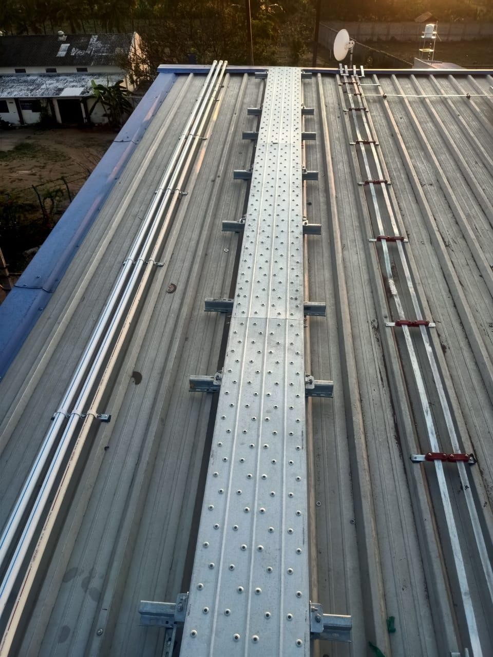 Vertical Walkway & Earthing